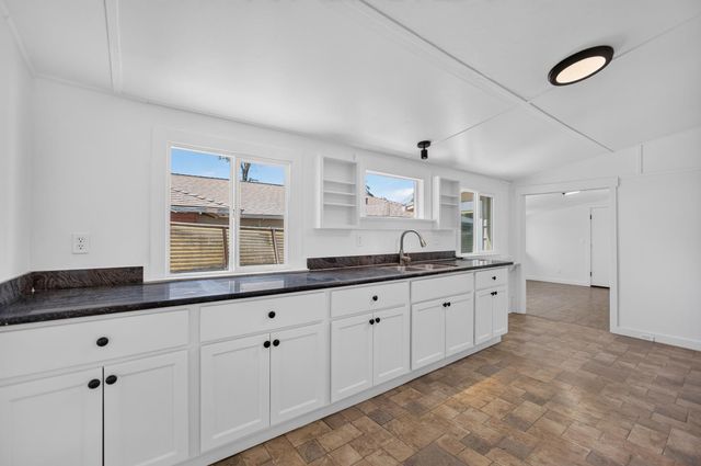 2327-2333 Beaumont St, Sacramento, CA 95815