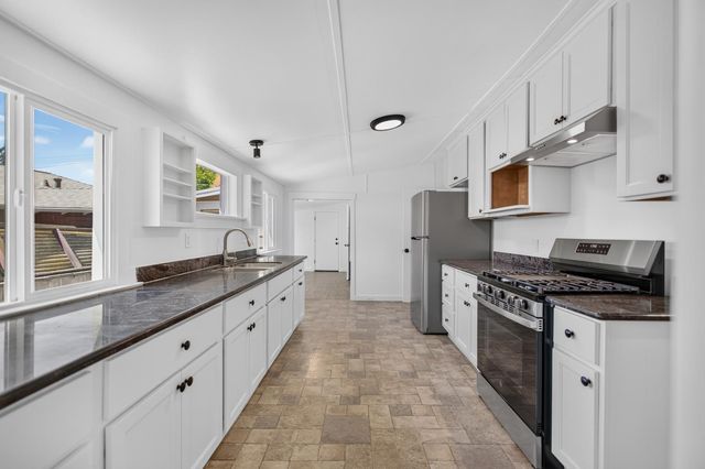 2327-2333 Beaumont St, Sacramento, CA 95815