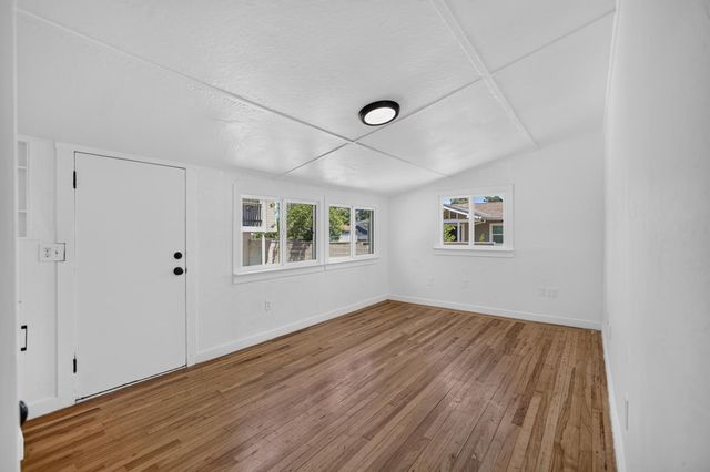 2327-2333 Beaumont St, Sacramento, CA 95815