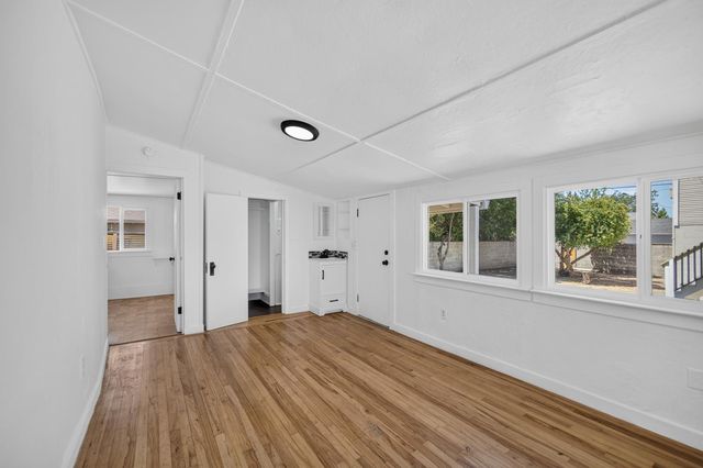 2327-2333 Beaumont St, Sacramento, CA 95815