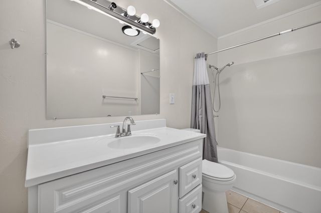 2327-2333 Beaumont St, Sacramento, CA 95815