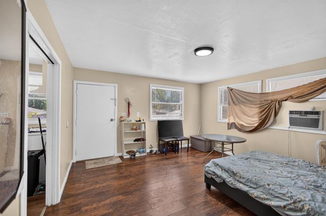 2327-2333 Beaumont St, Sacramento, CA 95815