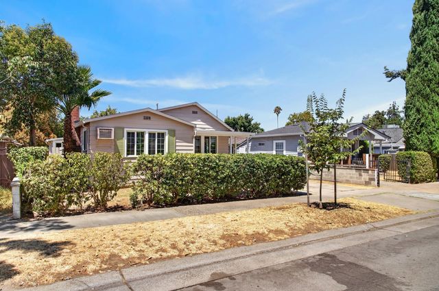 2327-2333 Beaumont St, Sacramento, CA 95815