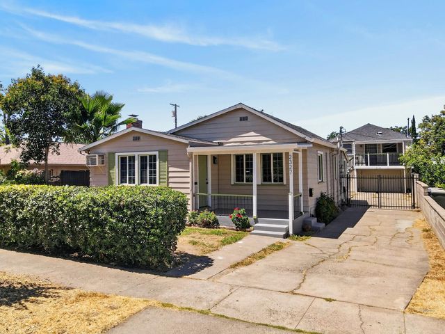 2327-2333 Beaumont St, Sacramento, CA 95815