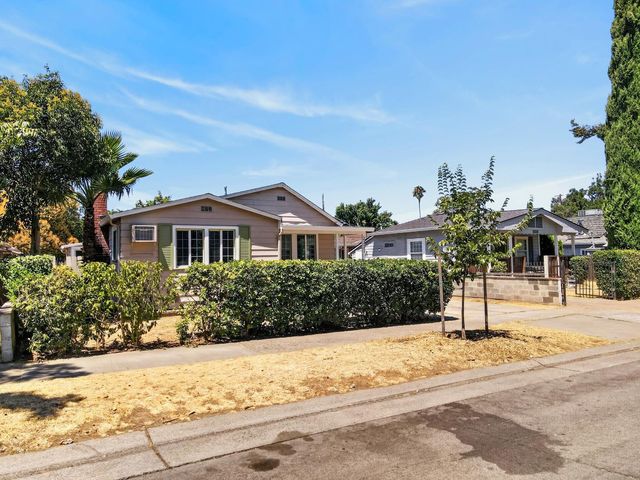 2327-2333 Beaumont St, Sacramento, CA 95815