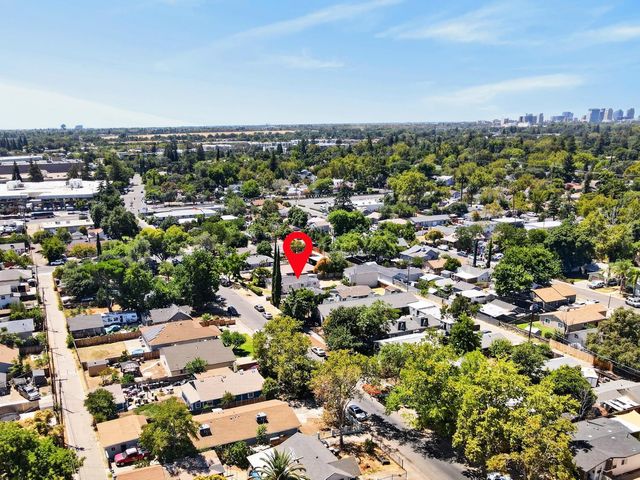 2327-2333 Beaumont St, Sacramento, CA 95815