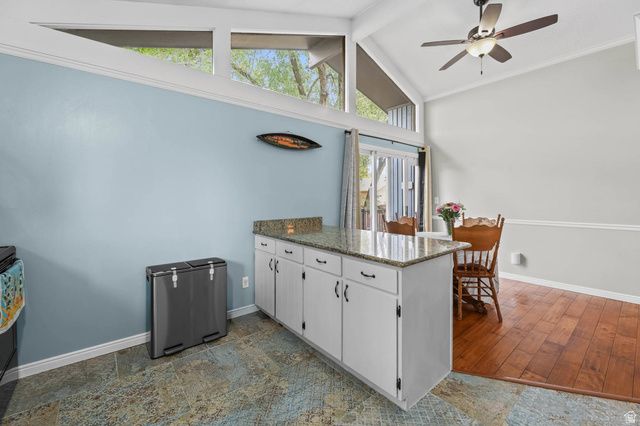 9107 S PEACH BLOSSOM DR, Sandy, UT 84094