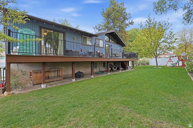 9107 S PEACH BLOSSOM DR, Sandy, UT 84094