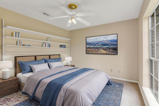104 Iris Street, Lake Jackson, TX 77566