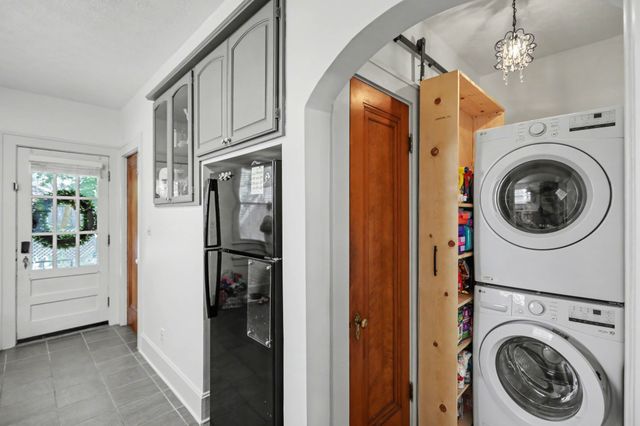 703 5th Ave, W, Springfield, TN 37172