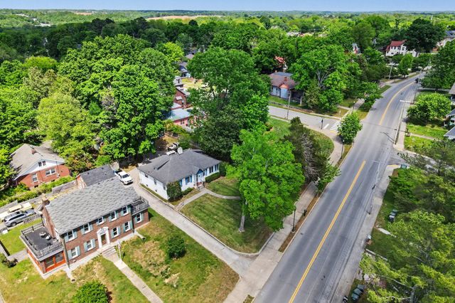 703 5th Ave, W, Springfield, TN 37172