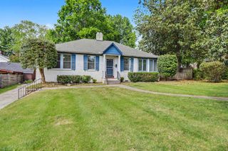 703 5th Ave, W, Springfield, TN 37172