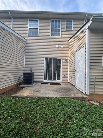 8708 Twined Creek Lane, Charlotte, NC 28227