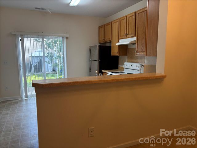 8708 Twined Creek Lane, Charlotte, NC 28227