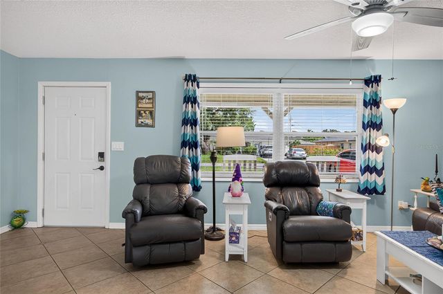895 E BAFFIN DRIVE, Venice, FL 34293