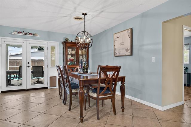 895 E BAFFIN DRIVE, Venice, FL 34293