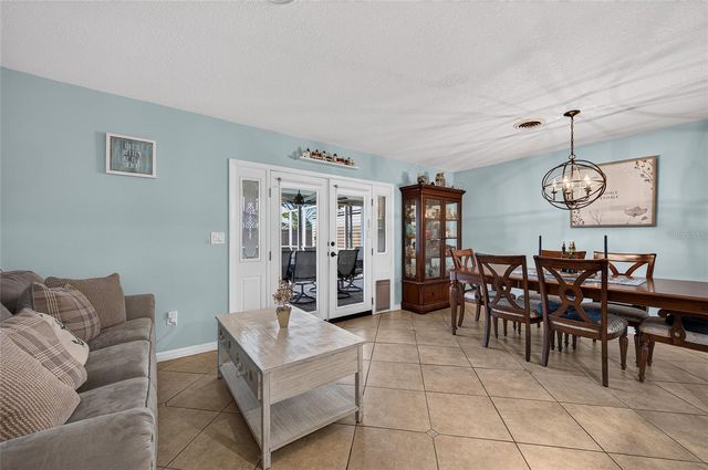 895 E BAFFIN DRIVE, Venice, FL 34293