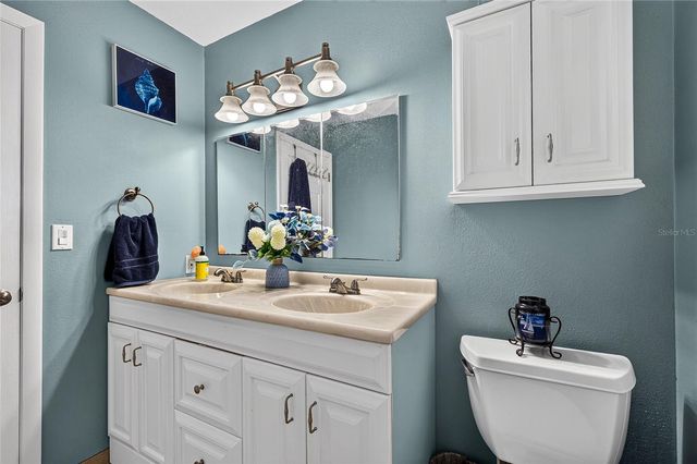 895 E BAFFIN DRIVE, Venice, FL 34293