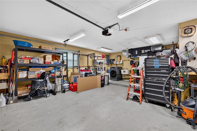 895 E BAFFIN DRIVE, Venice, FL 34293