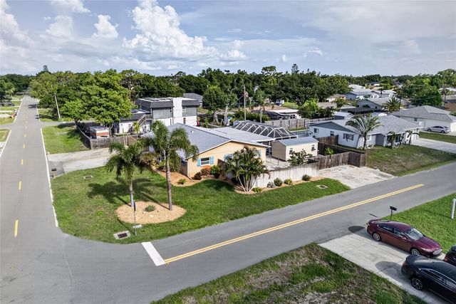895 E BAFFIN DRIVE, Venice, FL 34293