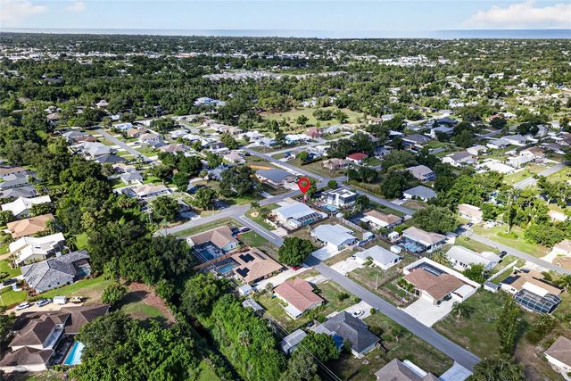 895 E BAFFIN DRIVE, Venice, FL 34293