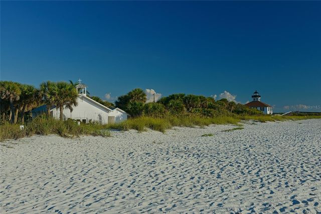 895 E BAFFIN DRIVE, Venice, FL 34293