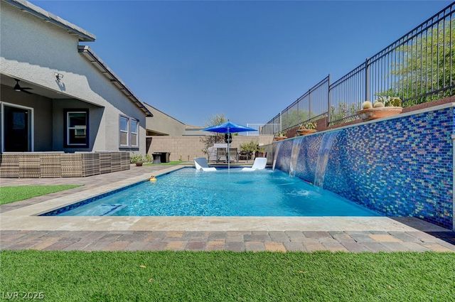 33 Reverie Heights Avenue, Henderson, NV 89011