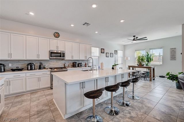 33 Reverie Heights Avenue, Henderson, NV 89011
