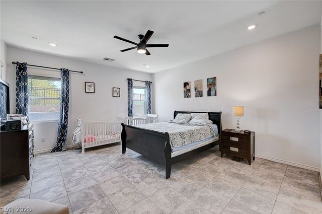 33 Reverie Heights Avenue, Henderson, NV 89011