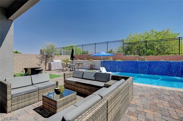 33 Reverie Heights Avenue, Henderson, NV 89011