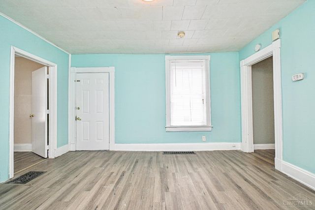303 Walnut Street, Elmwood Place, OH 45216