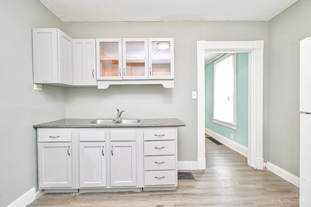 303 Walnut Street, Elmwood Place, OH 45216