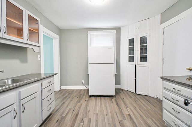 303 Walnut Street, Elmwood Place, OH 45216
