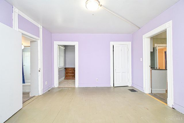303 Walnut Street, Elmwood Place, OH 45216