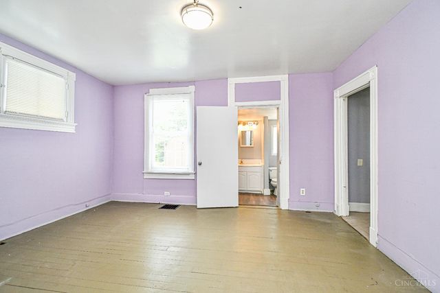 303 Walnut Street, Elmwood Place, OH 45216