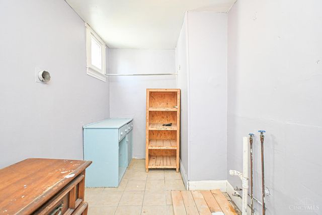 303 Walnut Street, Elmwood Place, OH 45216