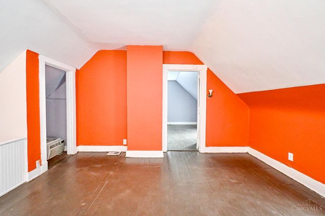303 Walnut Street, Elmwood Place, OH 45216