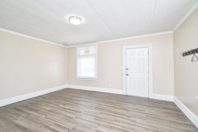 303 Walnut Street, Elmwood Place, OH 45216