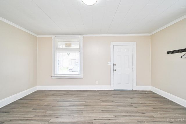 303 Walnut Street, Elmwood Place, OH 45216