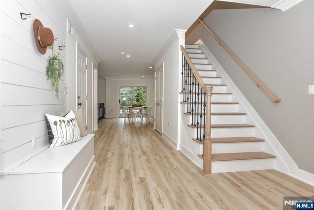 120 Collignon 120, River Vale, NJ 07675