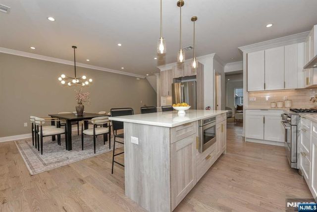 120 Collignon 120, River Vale, NJ 07675