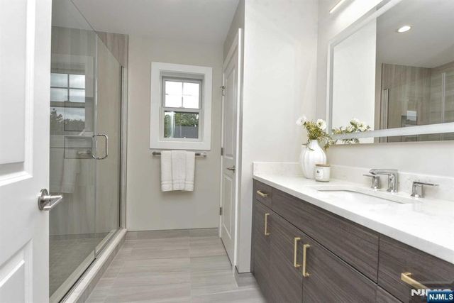 120 Collignon 120, River Vale, NJ 07675