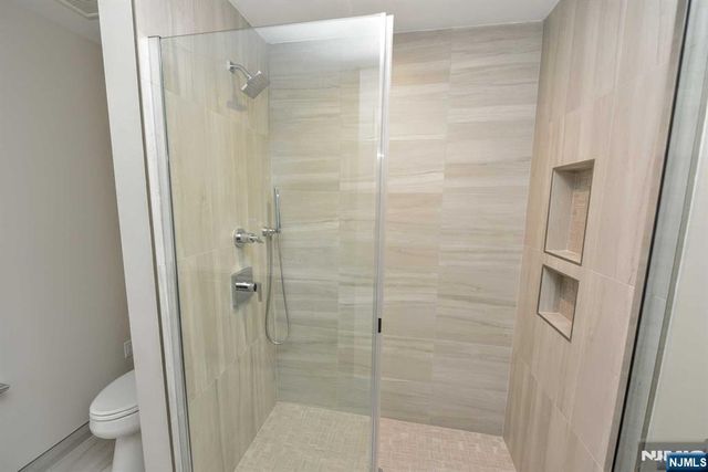 120 Collignon 120, River Vale, NJ 07675