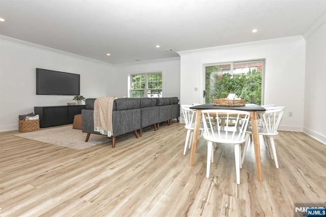 120 Collignon 120, River Vale, NJ 07675