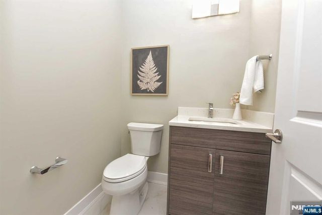120 Collignon 120, River Vale, NJ 07675