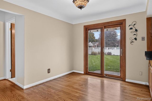 3387 Norwood Drive, Trenton, MI 48183