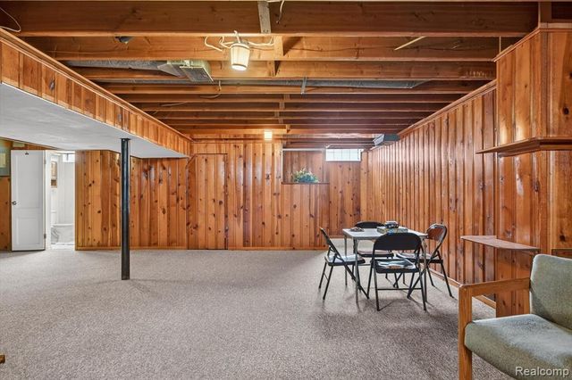 3387 Norwood Drive, Trenton, MI 48183