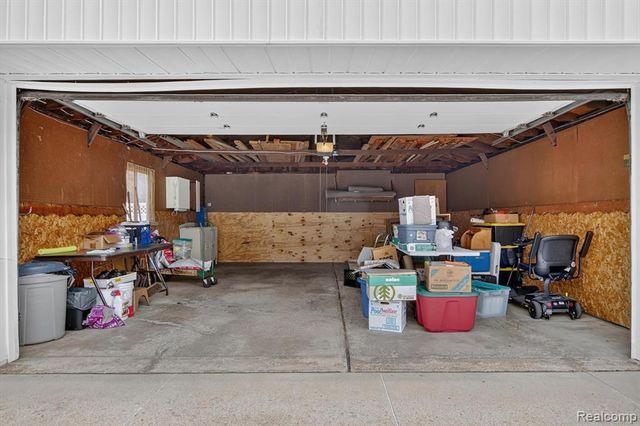 3387 Norwood Drive, Trenton, MI 48183