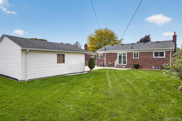 3387 Norwood Drive, Trenton, MI 48183