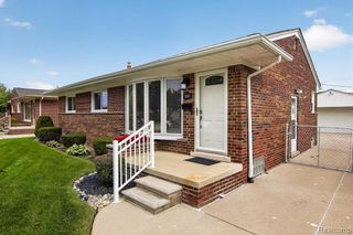 3387 Norwood Drive, Trenton, MI 48183